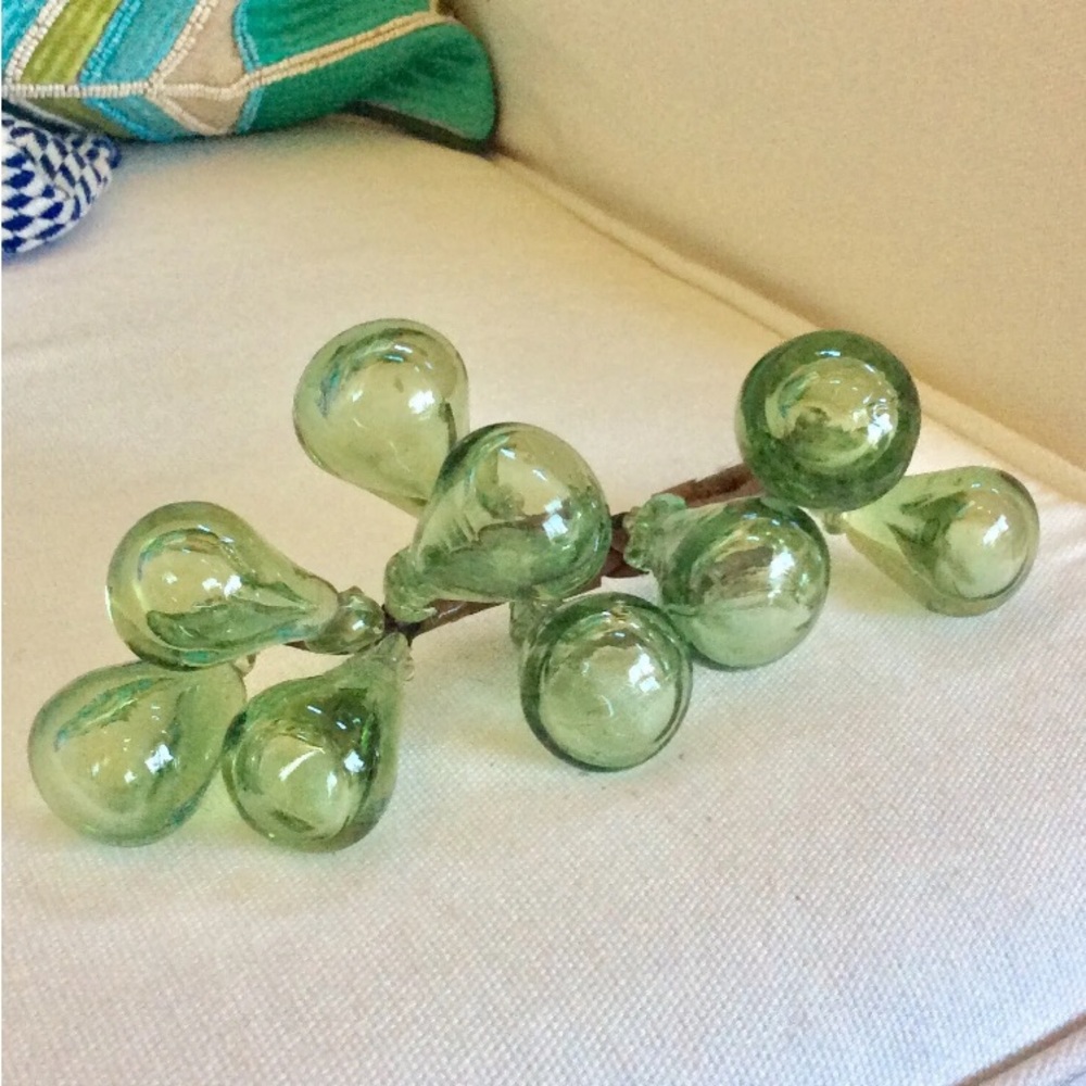 Vintage MCM Glass Grape Cluster Pale Green 9 Grapes